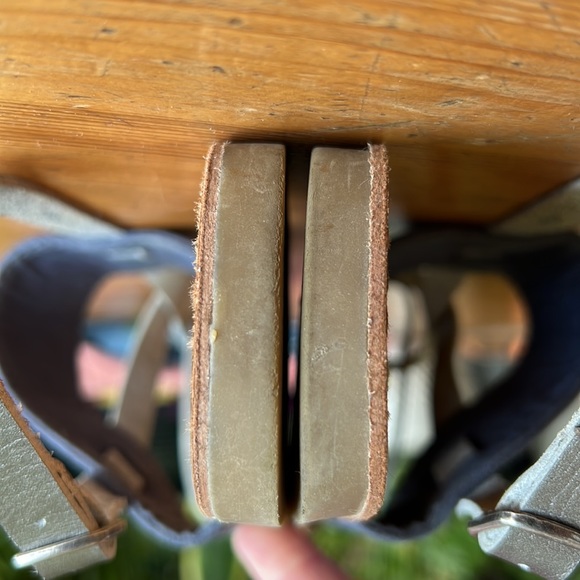 Gap Strappy Sandals size 8 - Picture 4 of 4